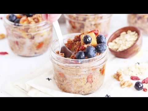 Superfood Instant Pot Oatmeal in a Jar {Meal Prep Recipe}