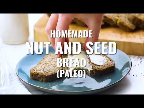 HOMEMADE NUT AND SEED PALEO BREAD