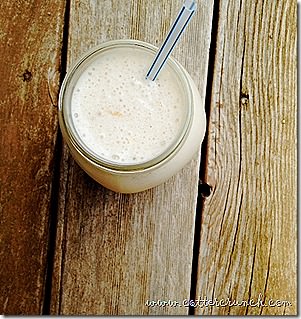 simple banana milk smoothie (dairy free)