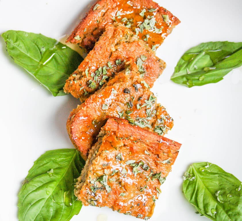 Gluten Free Honey Basil Buttermilk Squares from @cottercrunch - Great for snacks, with soup, or breakfast!