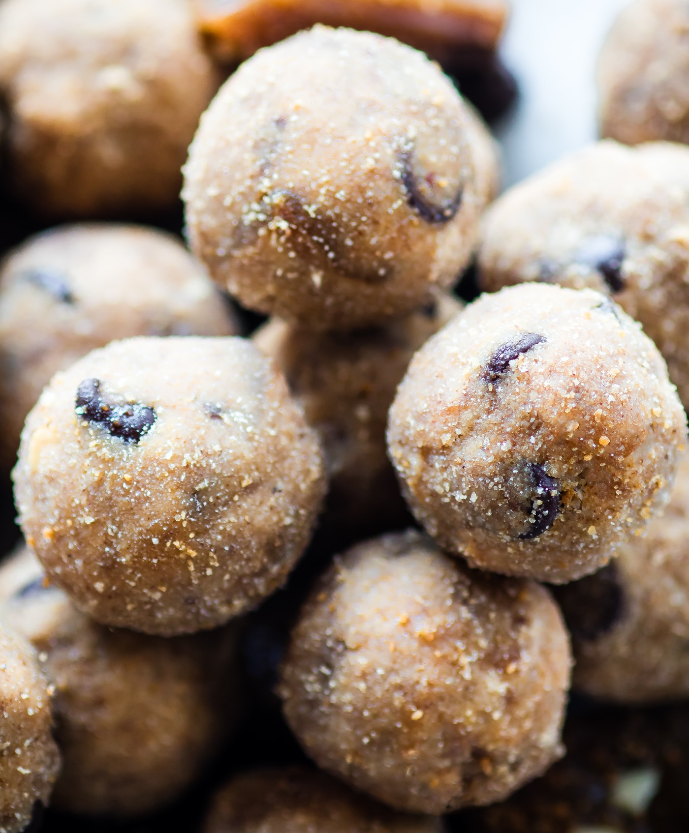 Maple Chocolate Chip Toffee Bites that are paleo friendly, no bake, and just plain delicious! These maple chocolate chip toffee bites make for healthier gluten free "bite size" dessert. Perfect for holidays, snacking, and even breakfast.