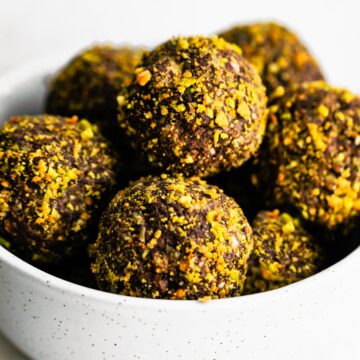 Chocolate Pistachio Protein Balls