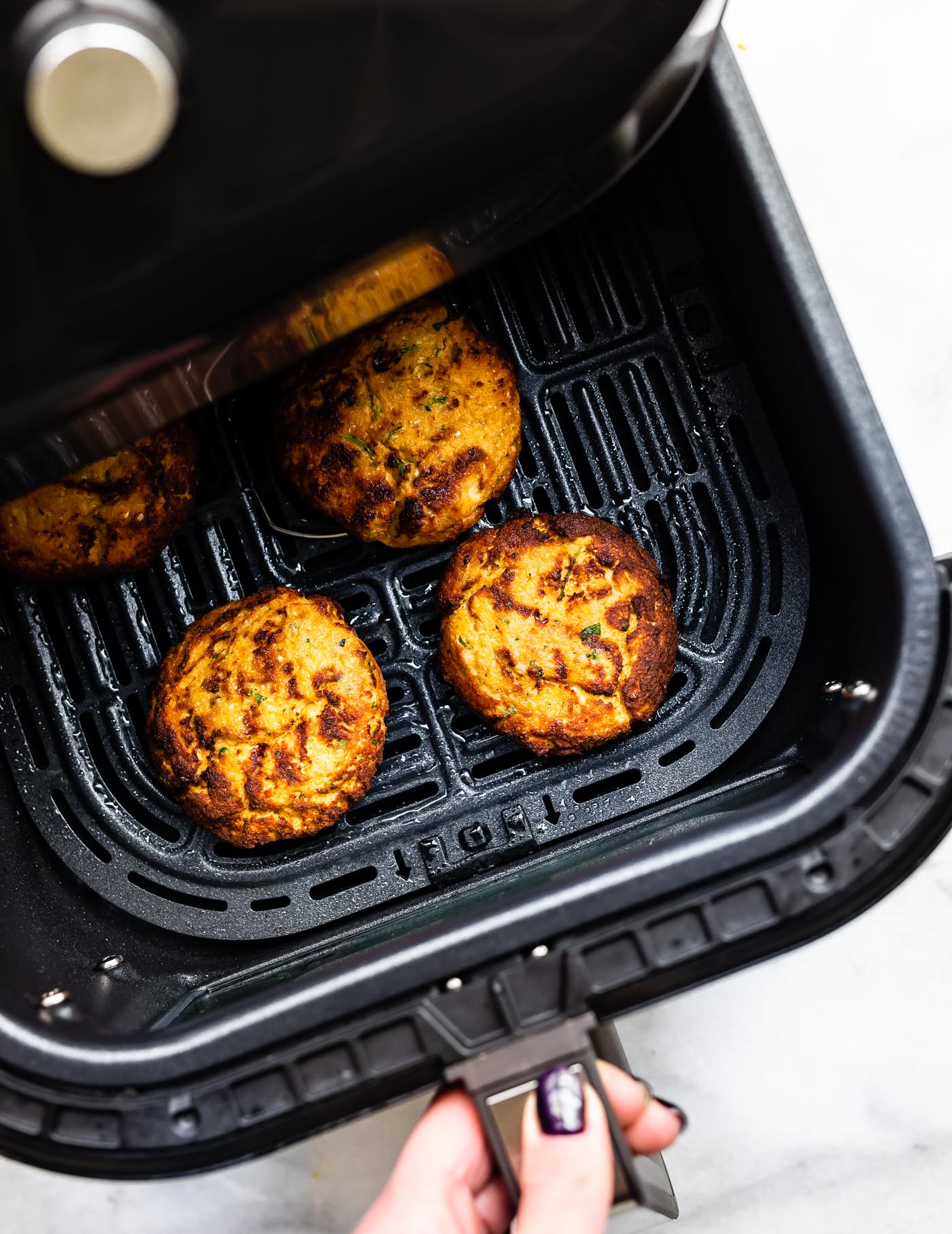 salmon cakes in an air fryer
