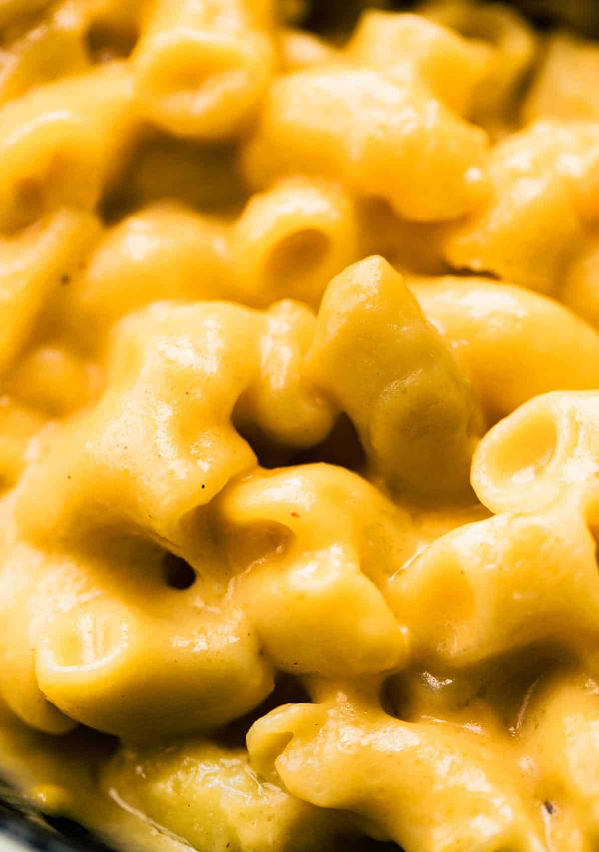 Up close photo of creamy gluten free mac and cheese.